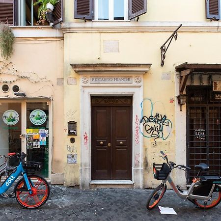 Iflat Magic Apartment In The Heart Of Trastevere ローマ エクステリア 写真